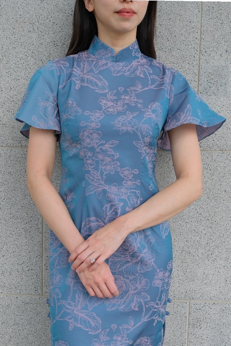 Thistle Bell Sleeve Qipao