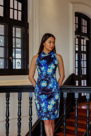 Cerulean Cut-In Sleeve Qipao
