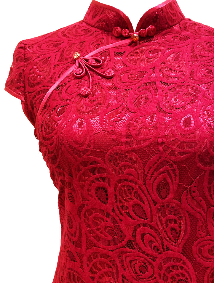 Long Lace Gown
